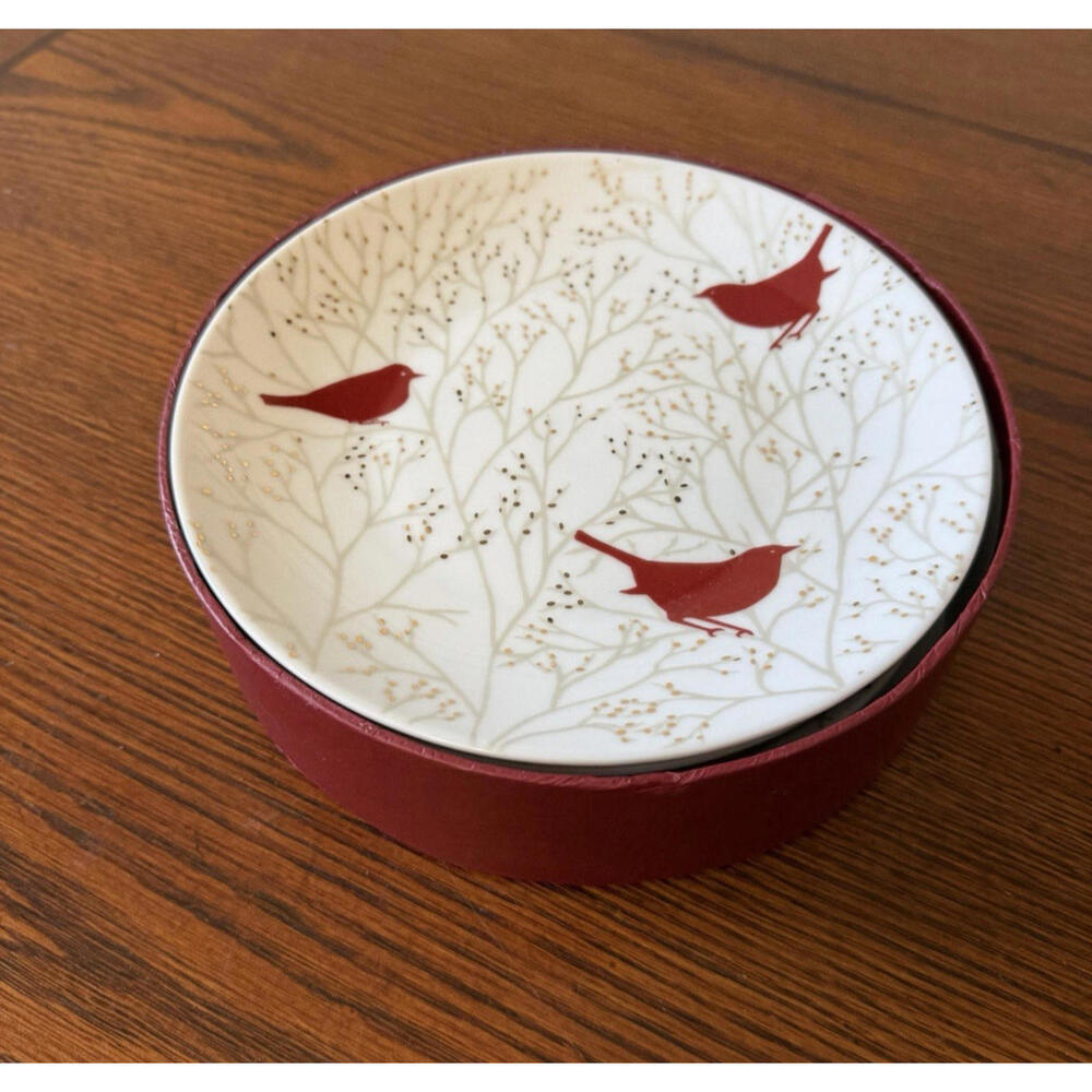 BIA Cordon Bleu Porcelain Plates Red Bird Winter Christmas Design Set of 4 MINT